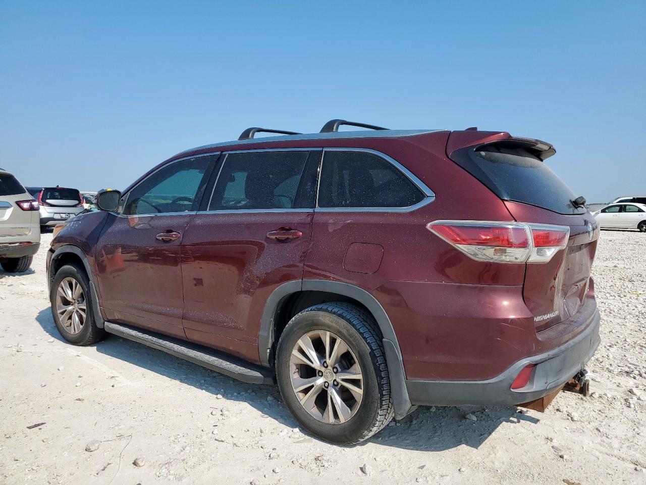 2015 Toyota Highlander Xle - Фото 2