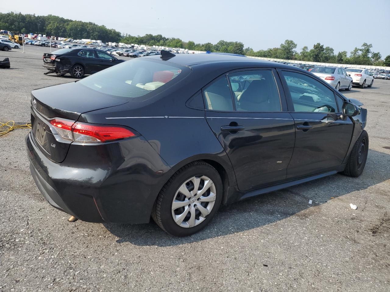 2021 Toyota Corolla Le - Фото 3