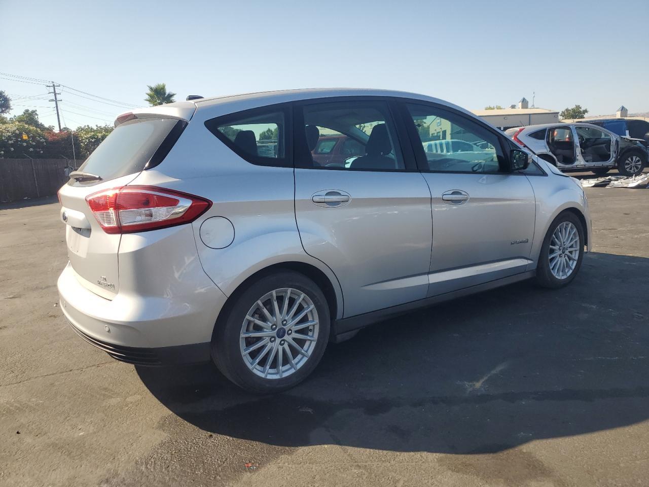 2018 Ford C-Max Se - Image 3