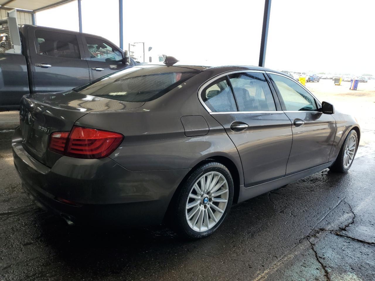 2013 BMW 535 Xi - Фото 3