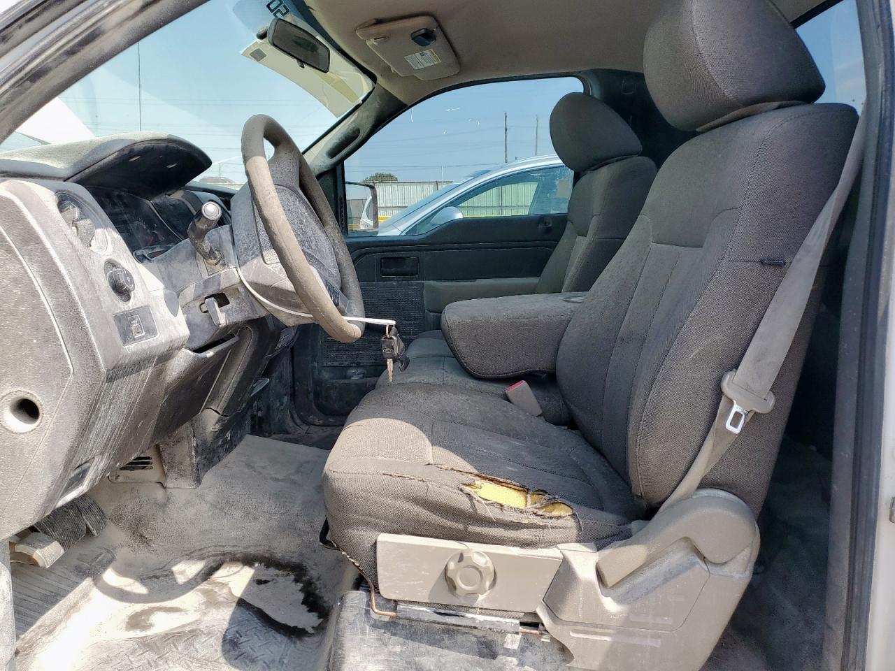 2010 Ford F150 - Image 7