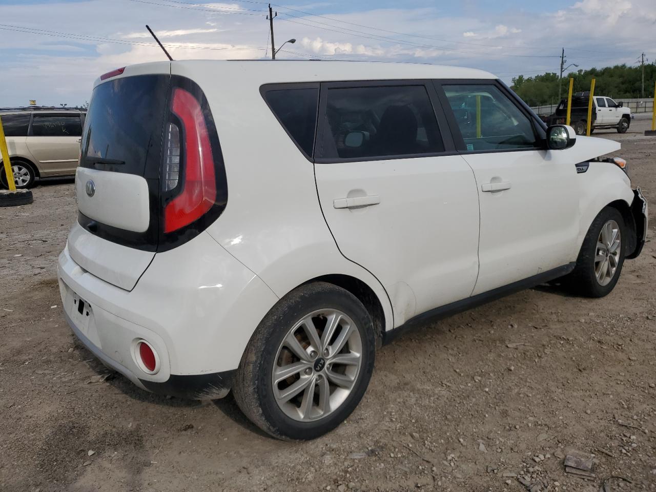 2017 Kia Soul + - Фото 3
