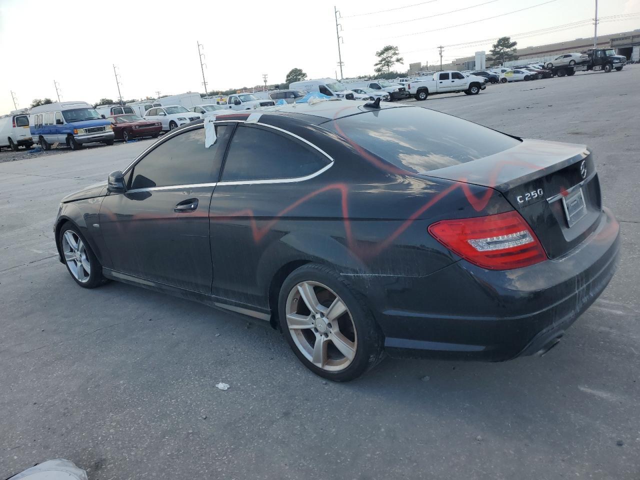 2012 Mercedes-Benz C 250 - Фото 2