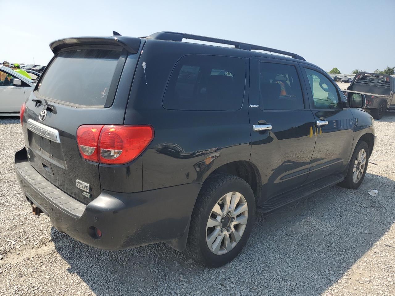 2010 Toyota Sequoia Platinum - Image 3