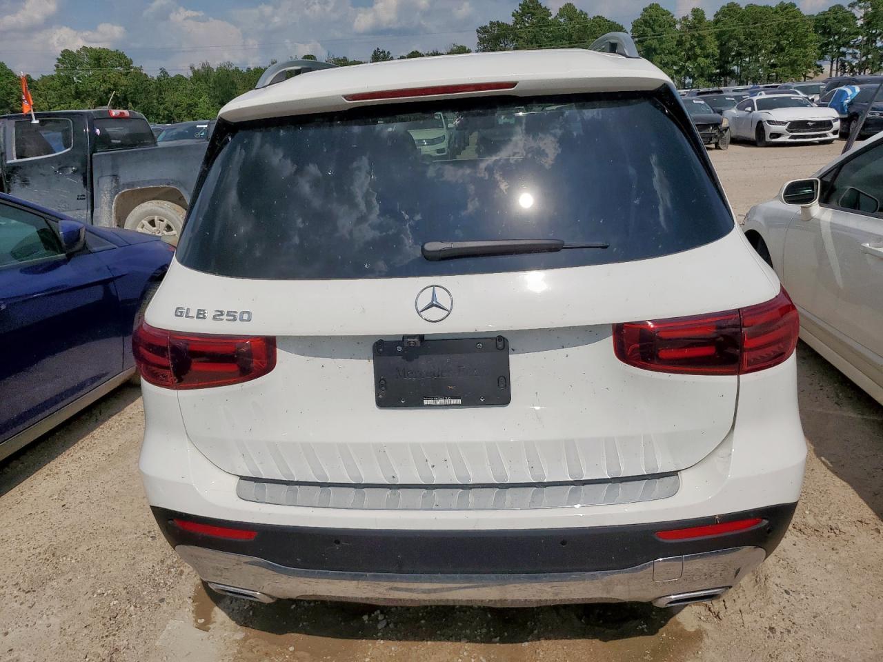 2025 Mercedes-Benz Glb 250 - Фото 6