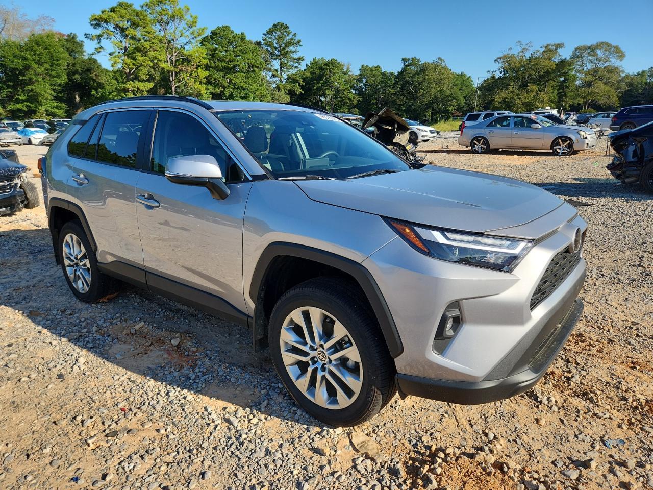 2024 Toyota Rav4 Xle Premium - Image 4