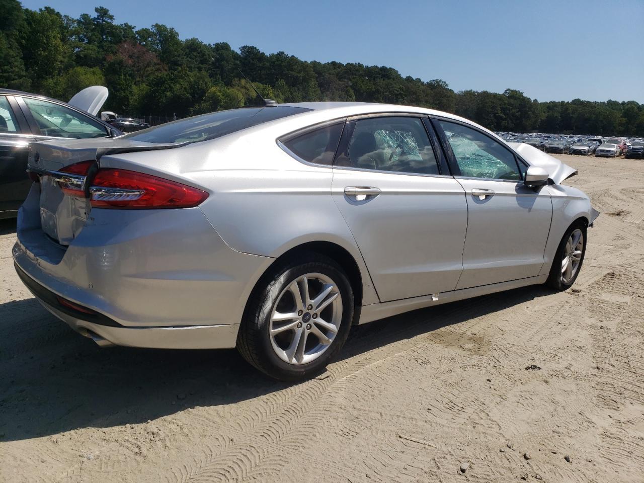 2018 Ford Fusion Se - Image 3