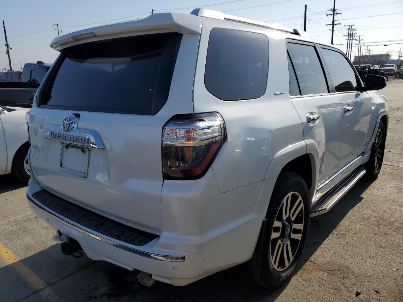 2016 Toyota 4Runner Sr5 - Фото 3