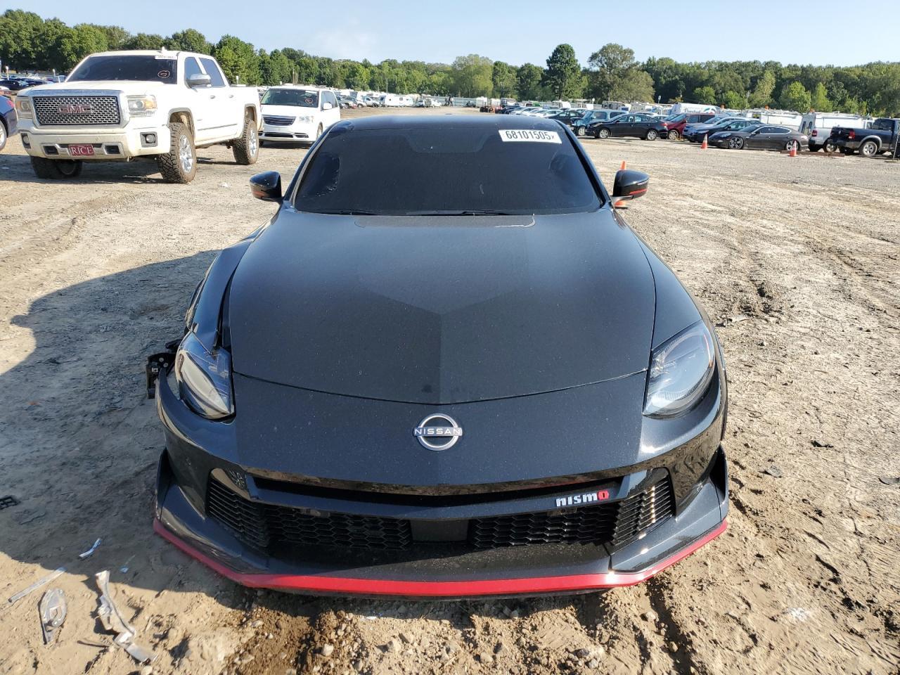 2025 Nissan Z Nismo - Image 5