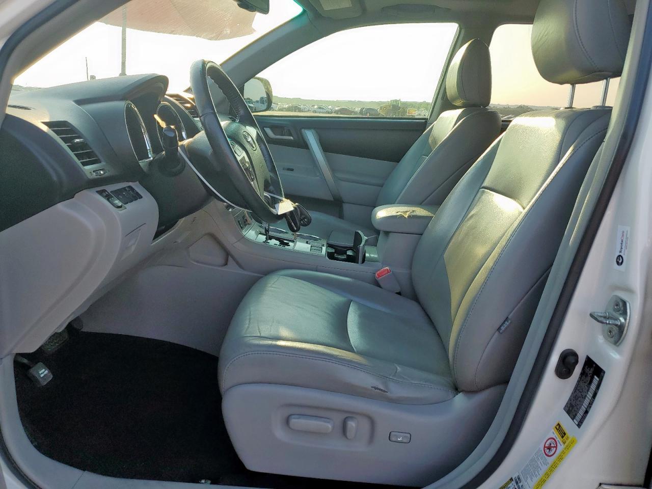 2012 Toyota Highlander Base - Фото 7