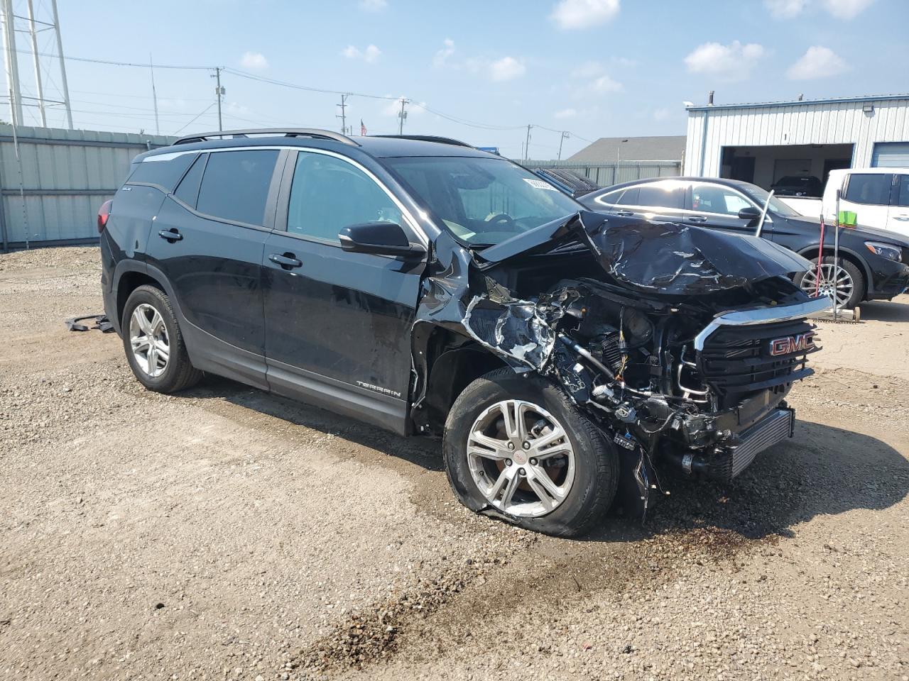 2024 GMC Terrain Sle - Image 4