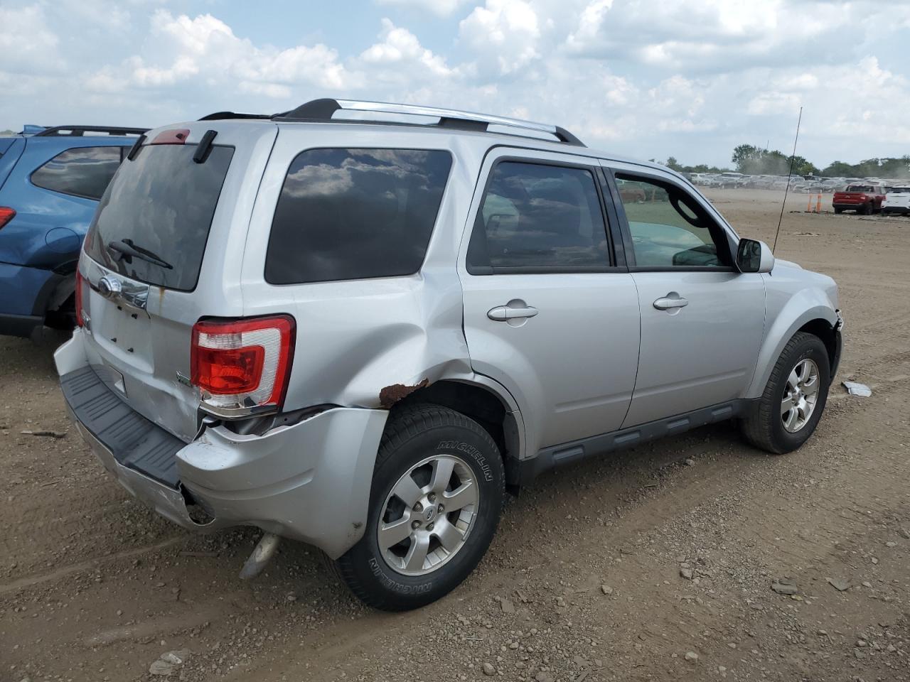 2011 Ford Escape Limited - Фото 3