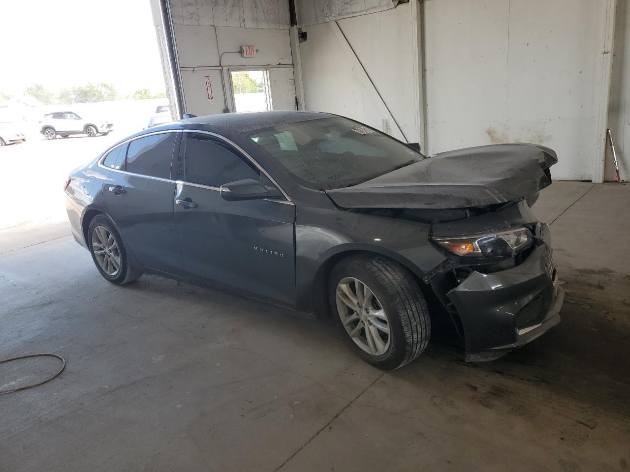 2018 Chevrolet Malibu Lt - Image 4