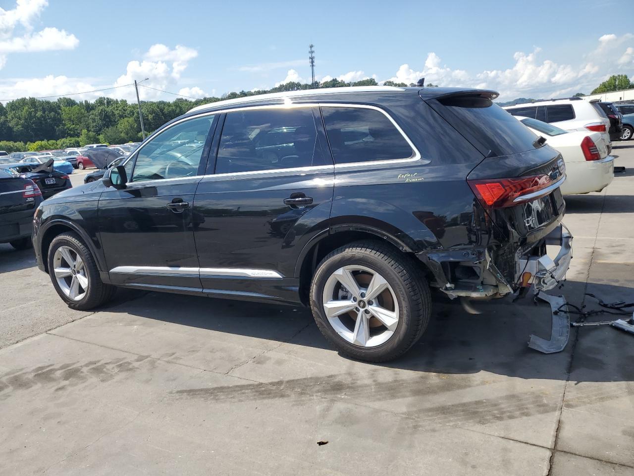 2023 Audi Q7 Premium Plus - Image 2