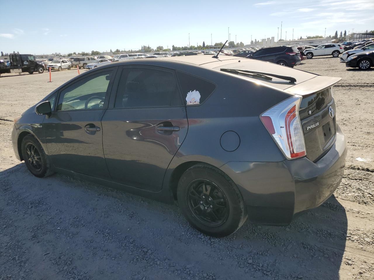 2014 Toyota Prius - Image 2