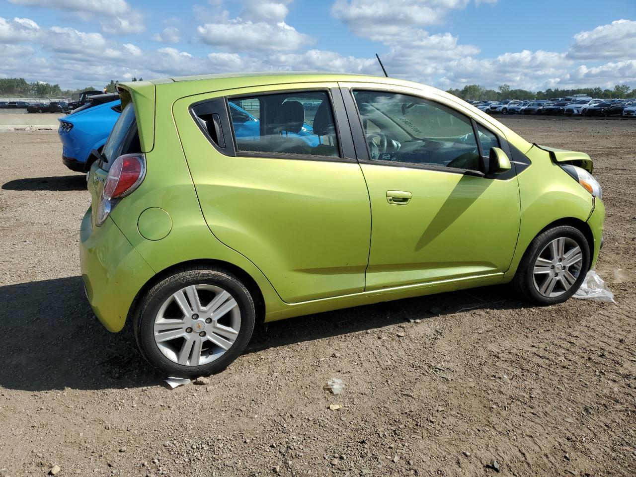 2013 Chevrolet Spark 1Lt - Фото 3