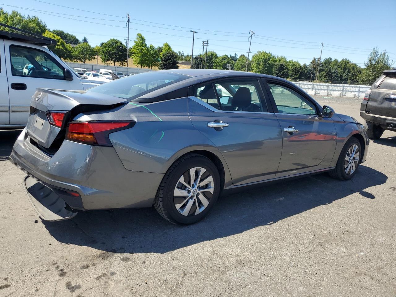 2023 Nissan Altima S - Image 3