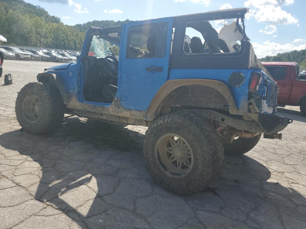 2016 Jeep Wrangler Unlimited Sport - Фото 2