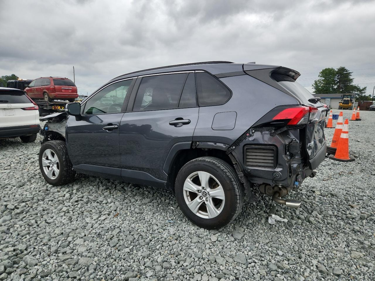 2019 Toyota Rav4 Xle - Фото 2