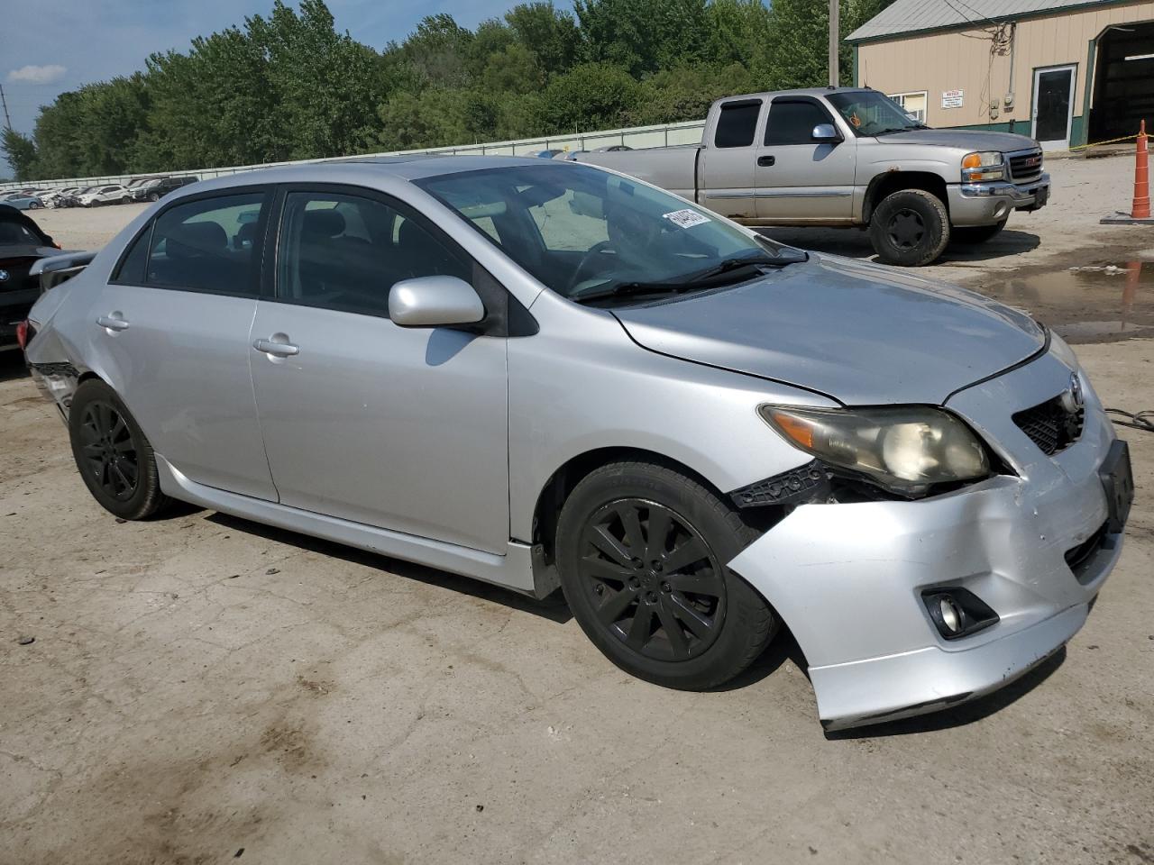 2010 Toyota Corolla Base - Фото 4