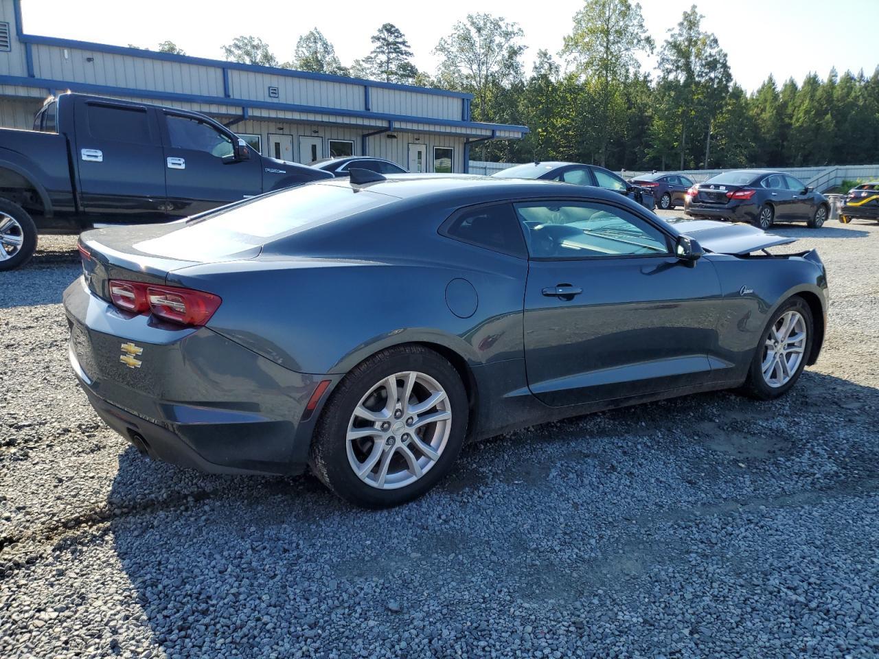 2019 Chevrolet Camaro Ls - Фото 3