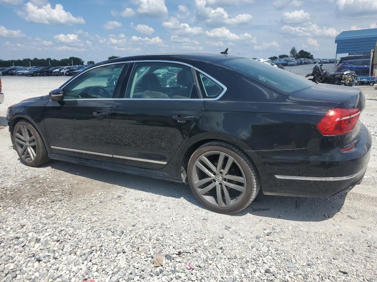 2016 Volkswagen Passat S - Image 2