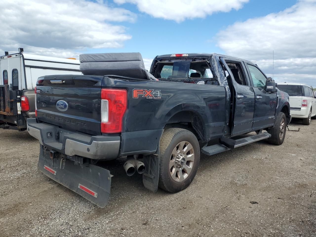 2018 Ford F250 - Image 3