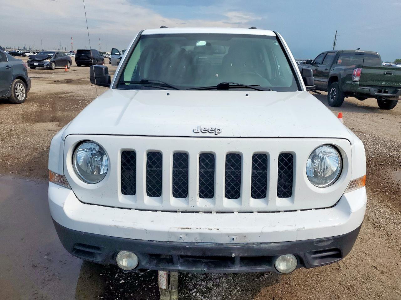 2016 Jeep Patriot Latitude - Фото 5