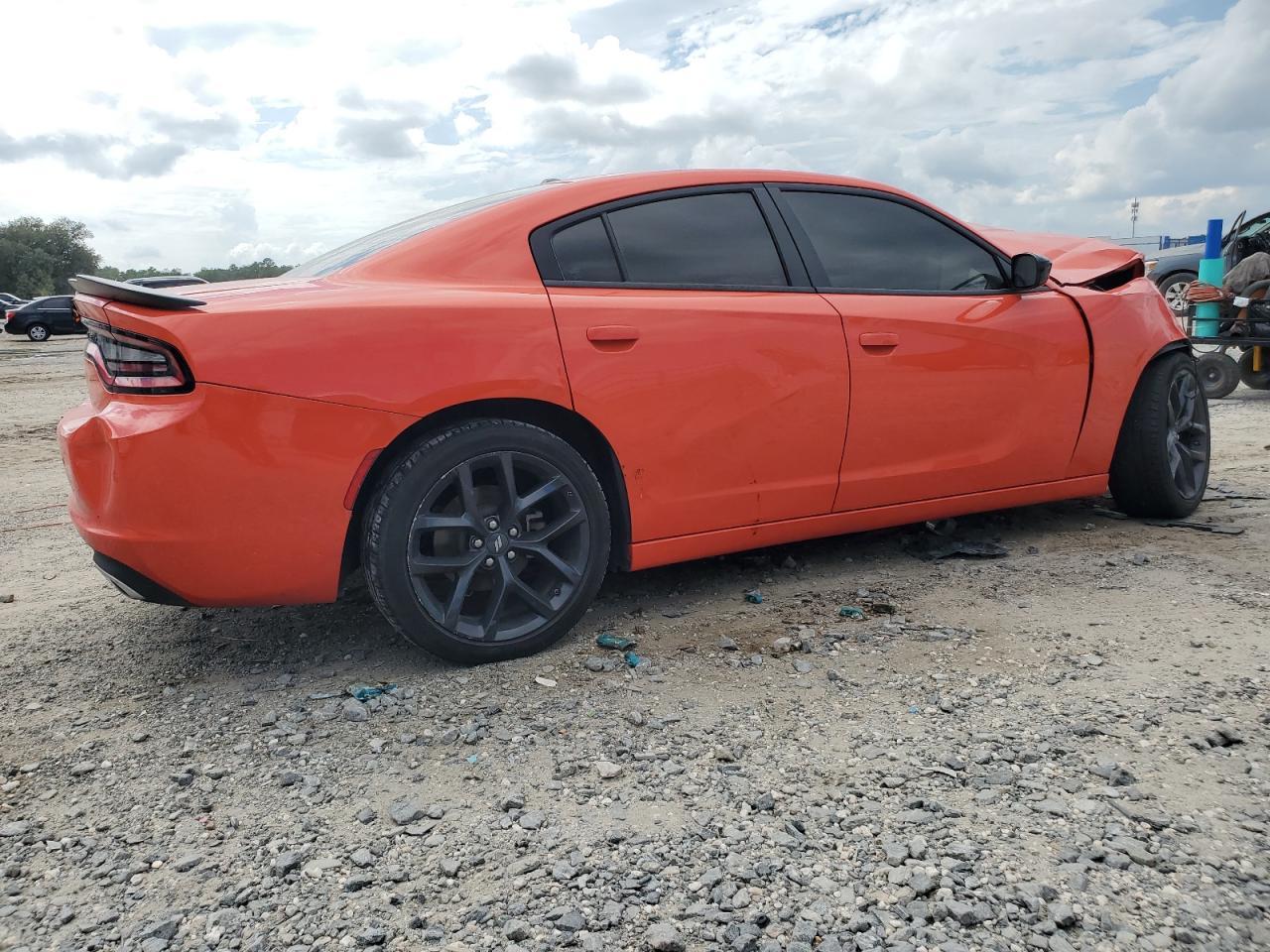 2022 Dodge Charger Sxt - Фото 3