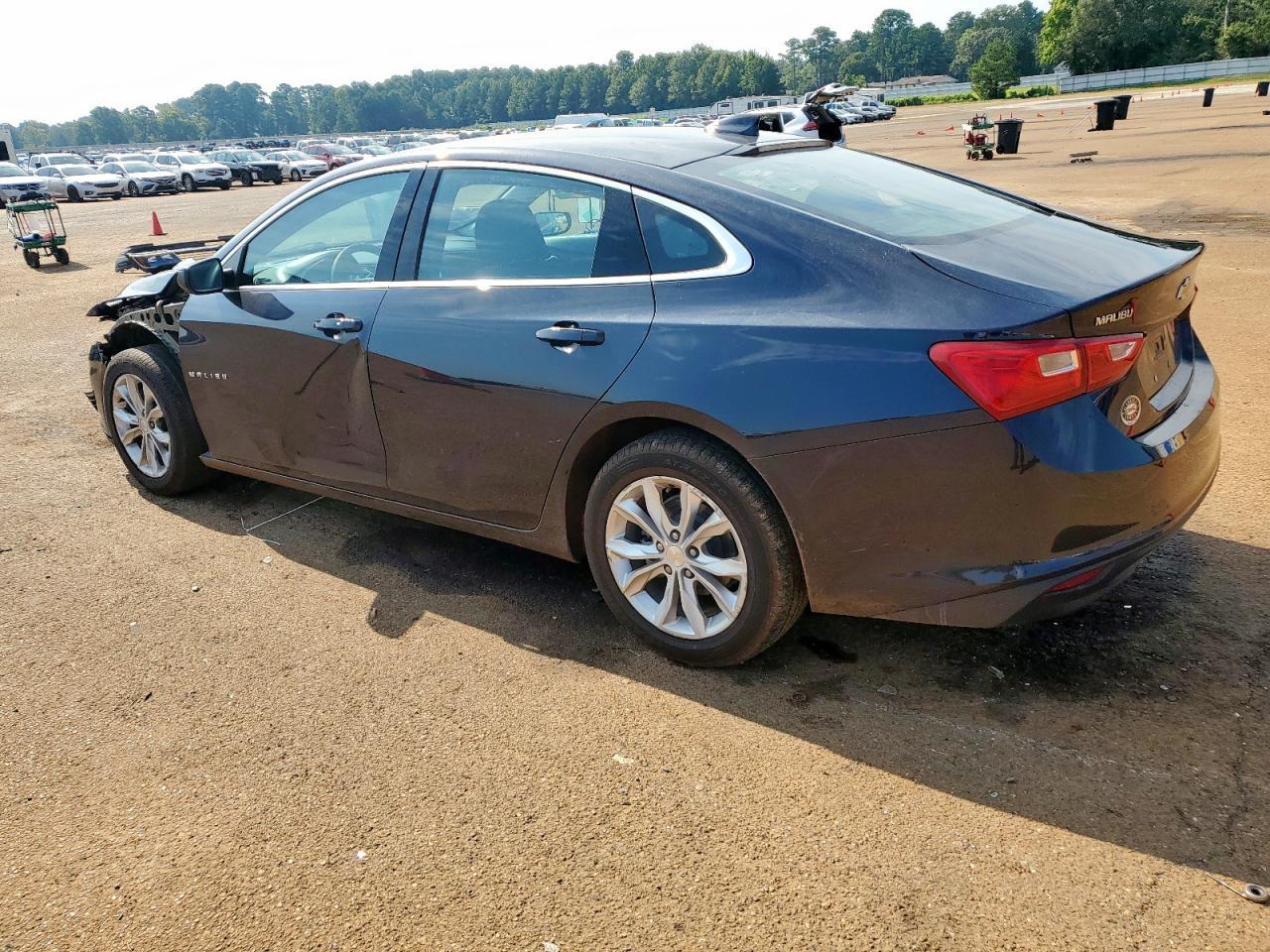 2023 Chevrolet Malibu Lt - Image 2