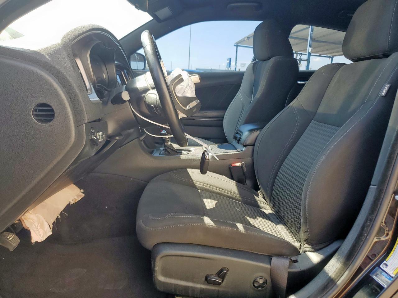 2019 Dodge Charger Sxt - Image 7