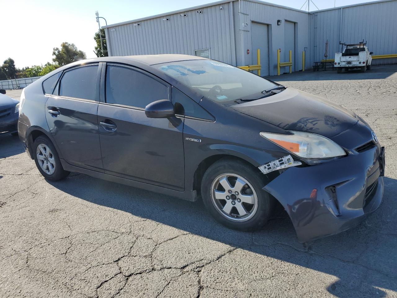2014 Toyota Prius - Фото 4
