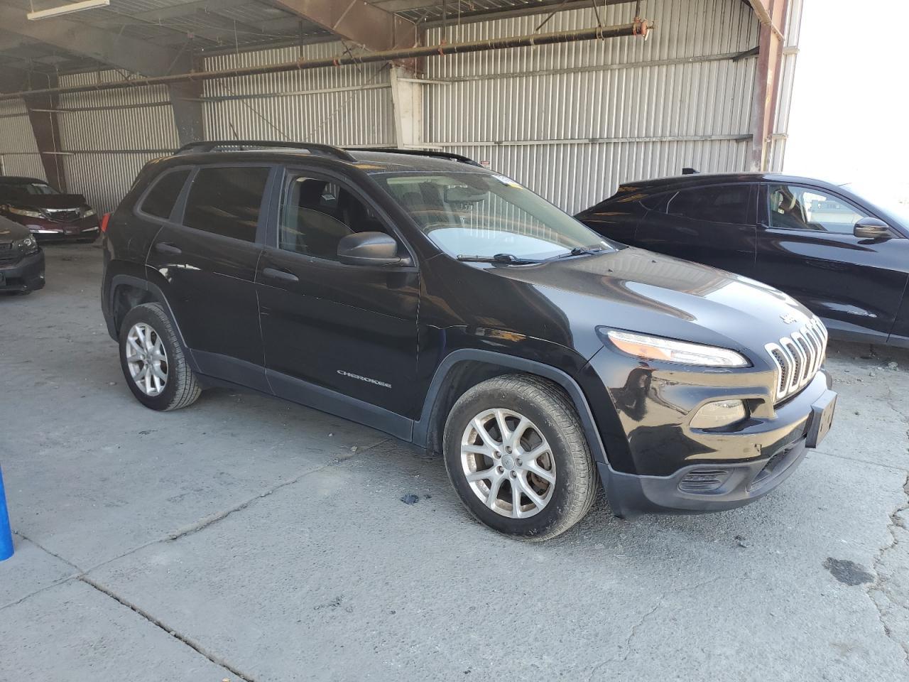 2016 Jeep Cherokee Sport - Фото 4