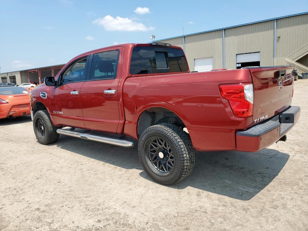 2017 Nissan Titan Sv - Фото 2