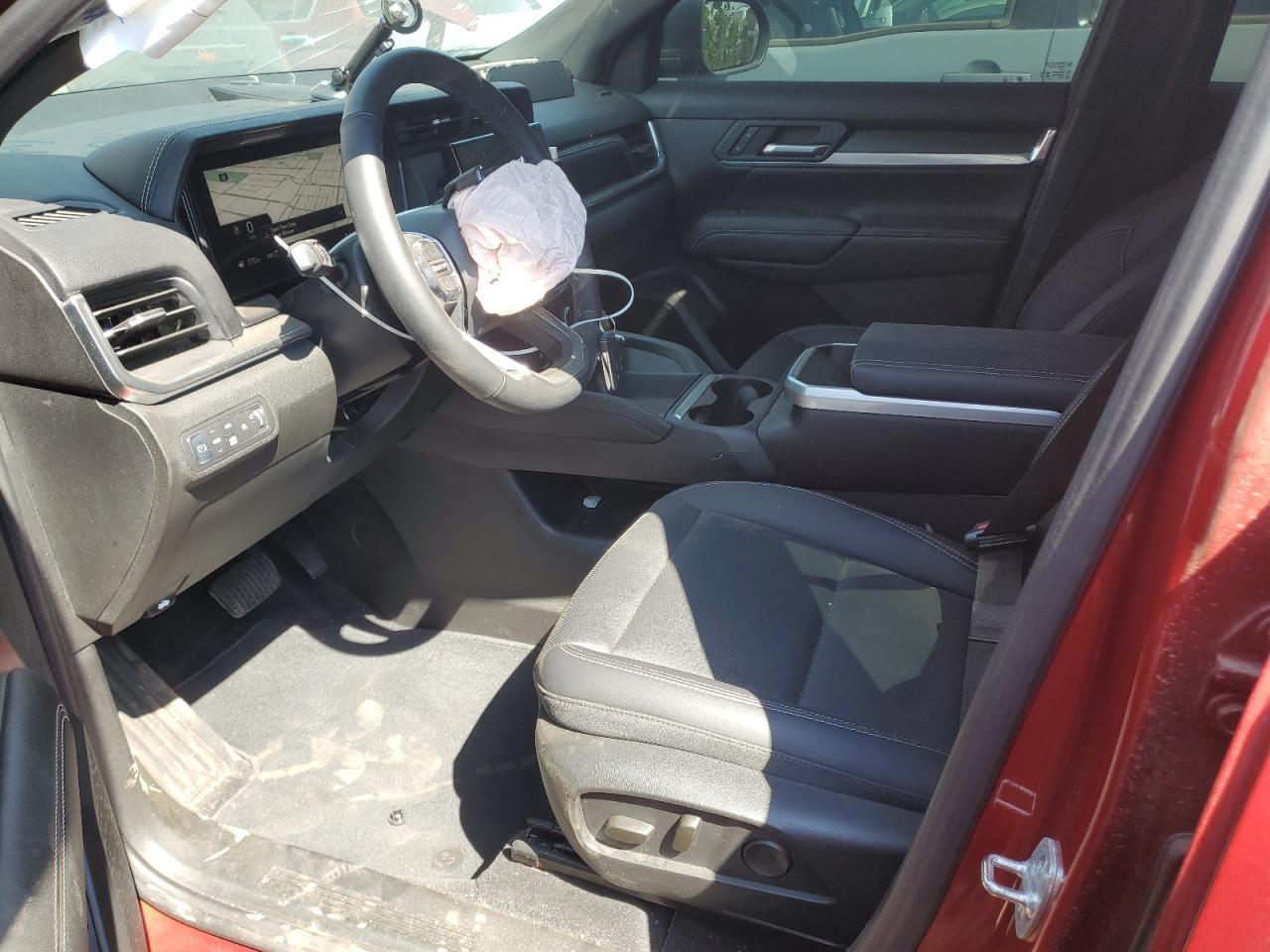 2025 GMC Terrain Elevation - Image 7