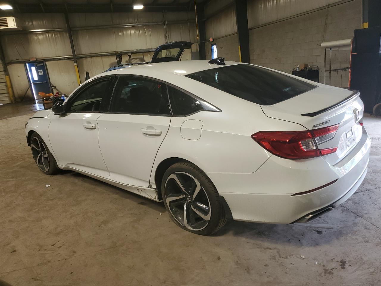 2021 Honda Accord Sport Se - Фото 2