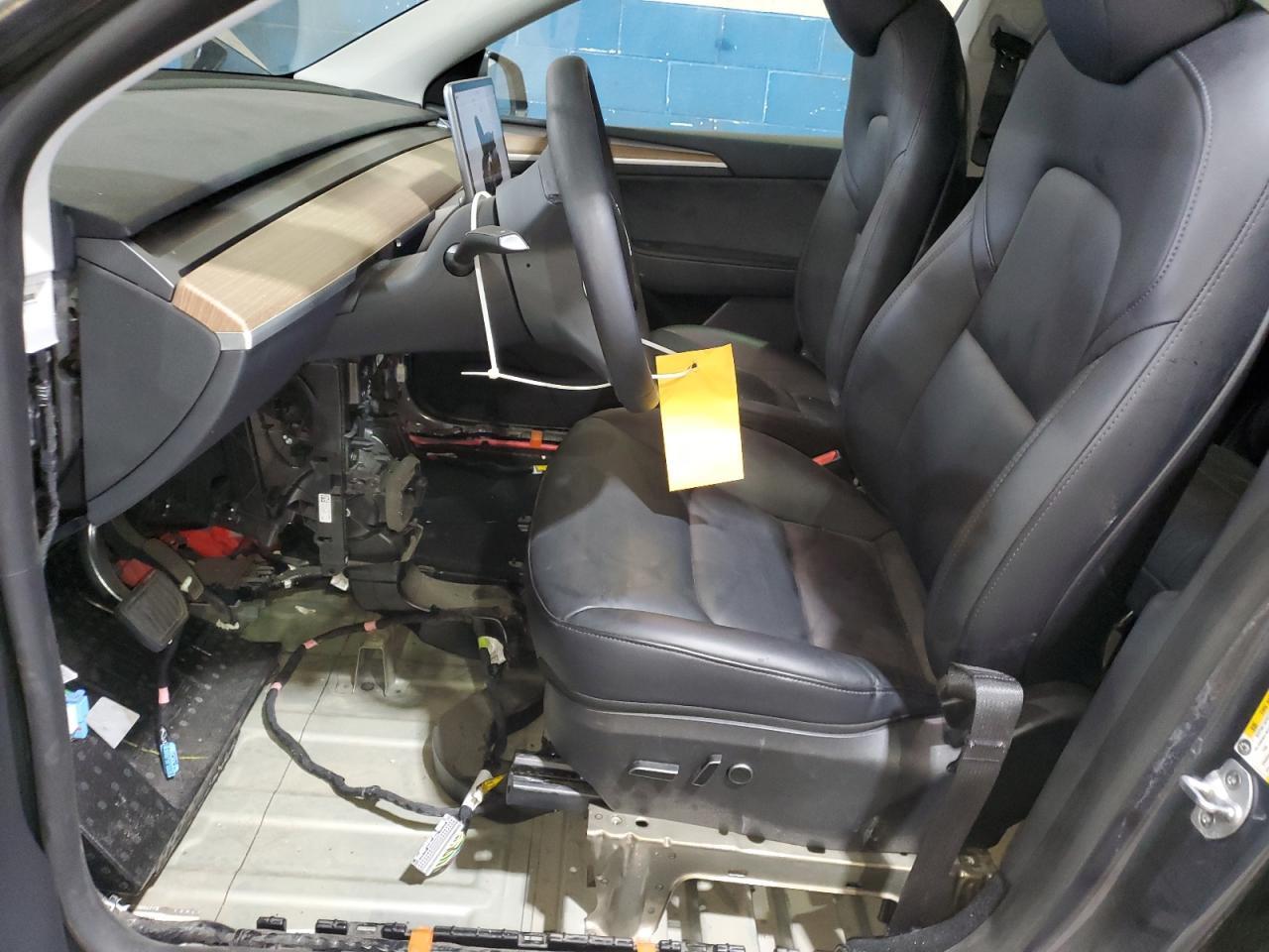 2023 Tesla Model Y - Фото 7