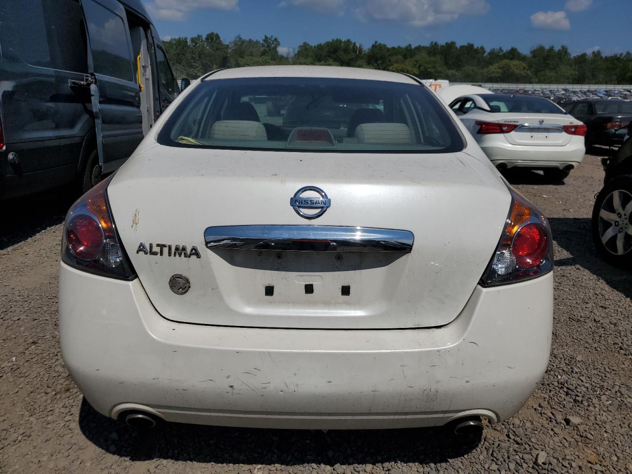 2010 Nissan Altima Base - Фото 6