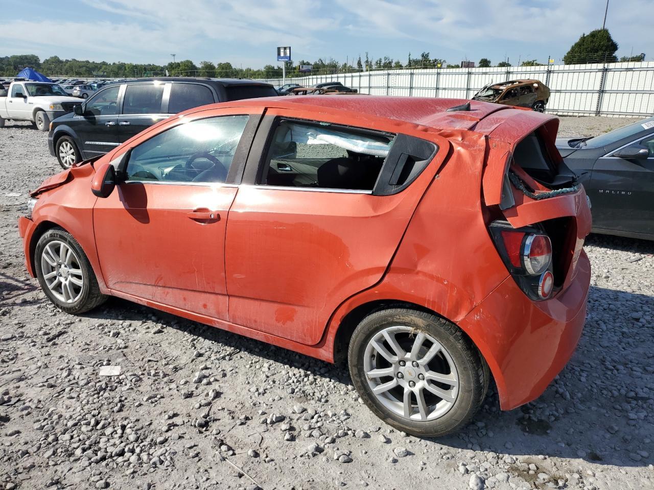2012 Chevrolet Sonic Lt - Фото 2