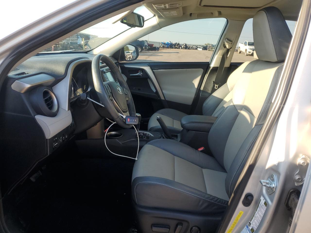 2015 Toyota Rav4 Limited - Image 7