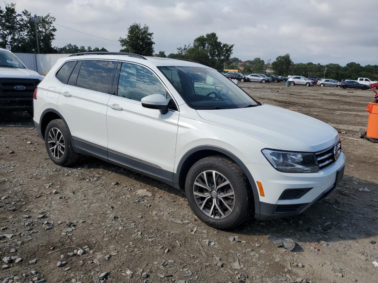 2020 Volkswagen Tiguan Se - Image 4