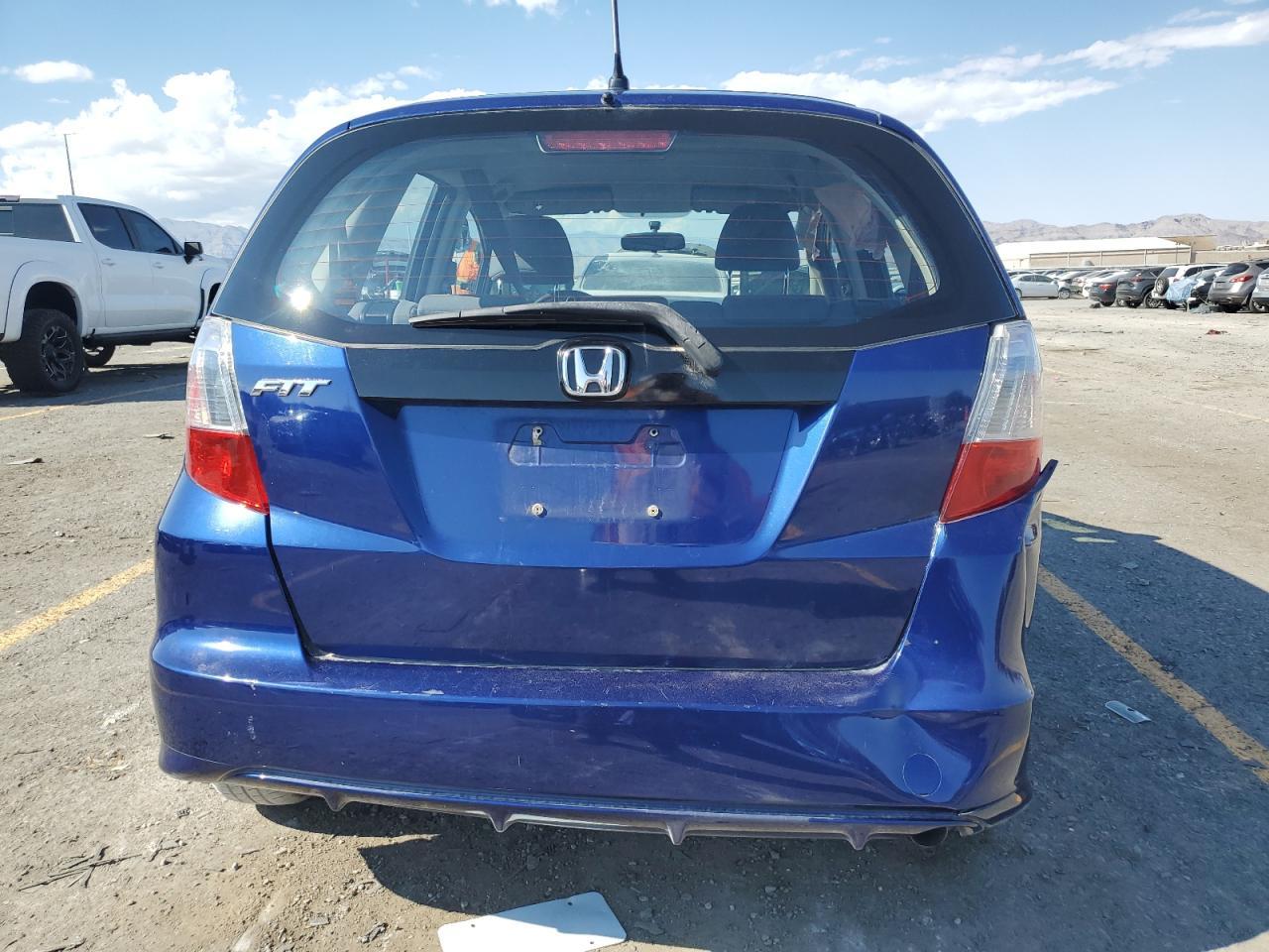 2013 Honda Fit - Фото 6