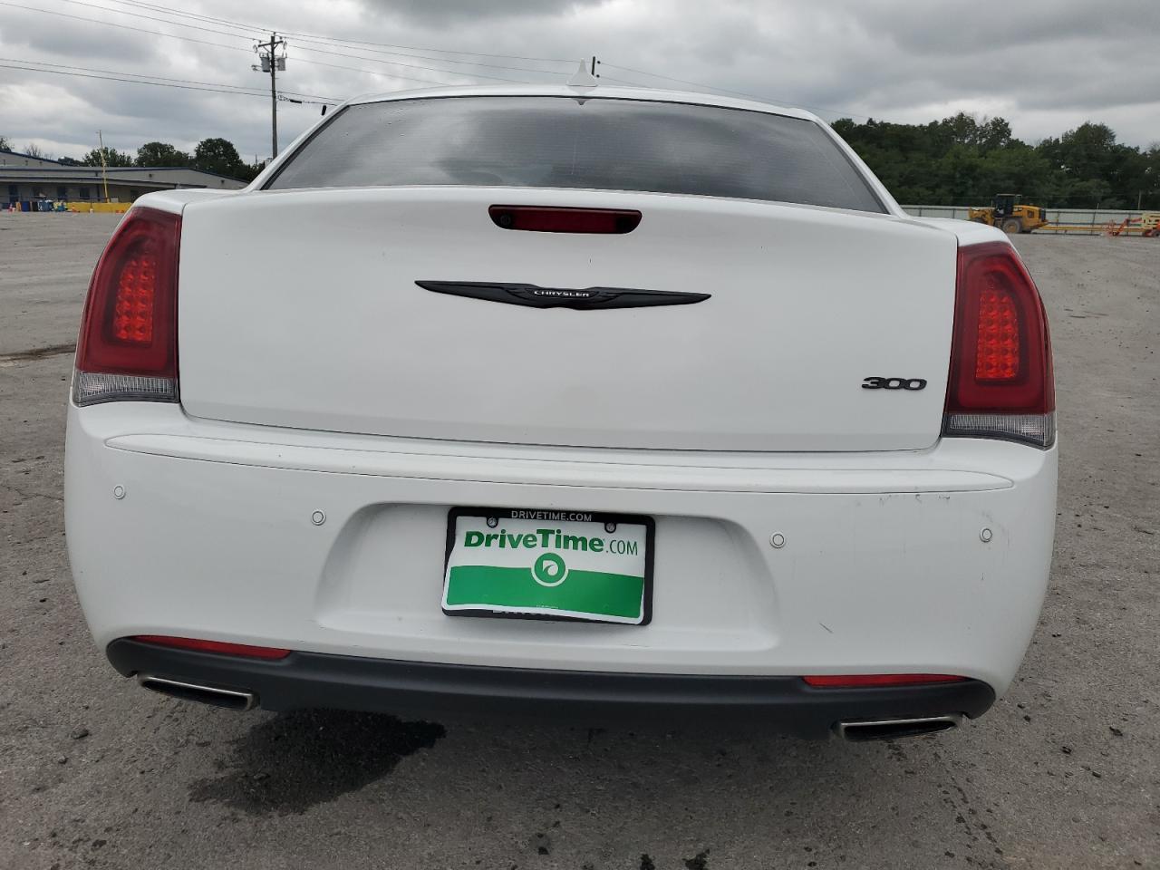 2020 Chrysler 300 Touring - Фото 6
