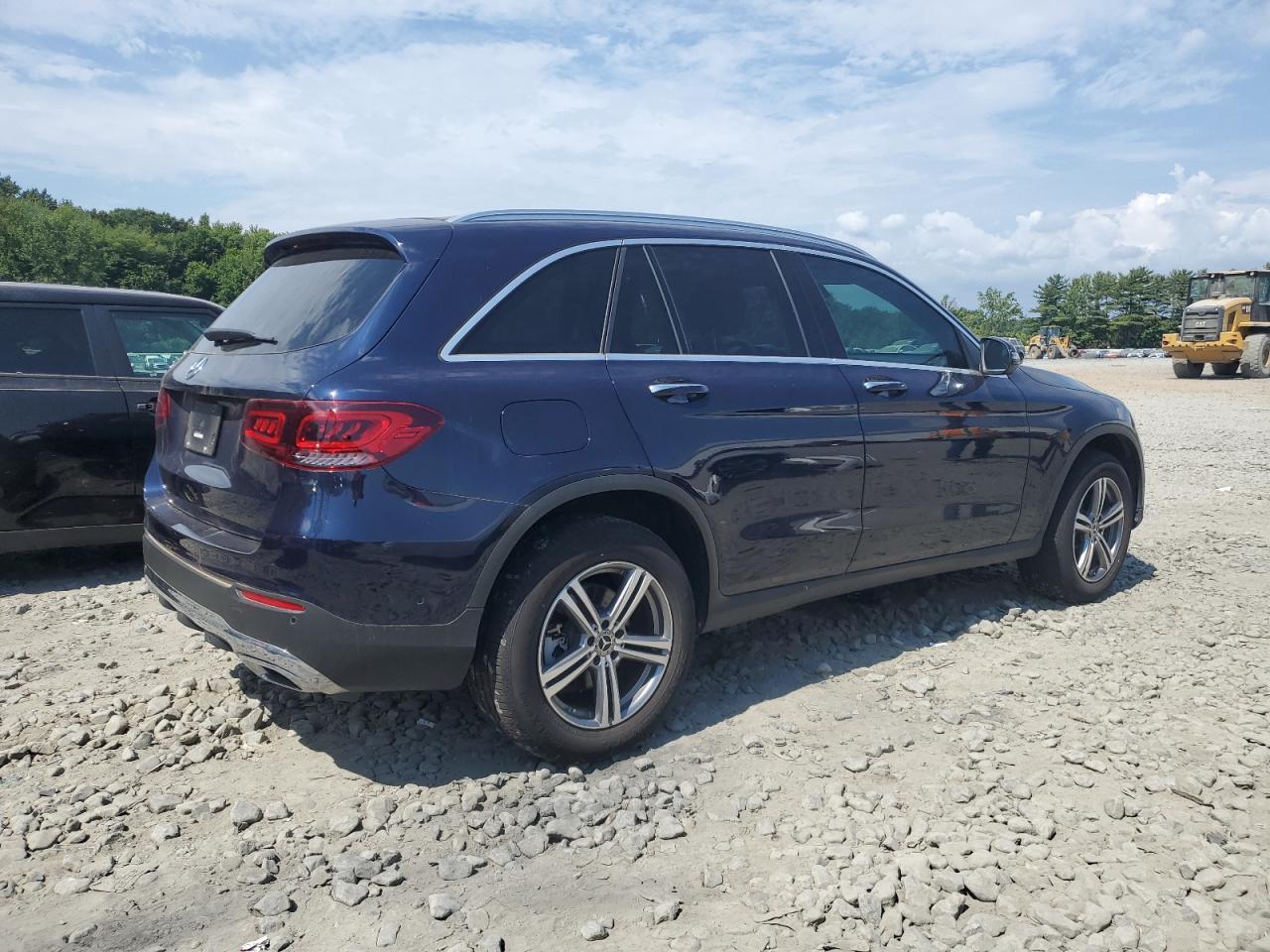 2022 Mercedes-Benz Glc 300 - Фото 3