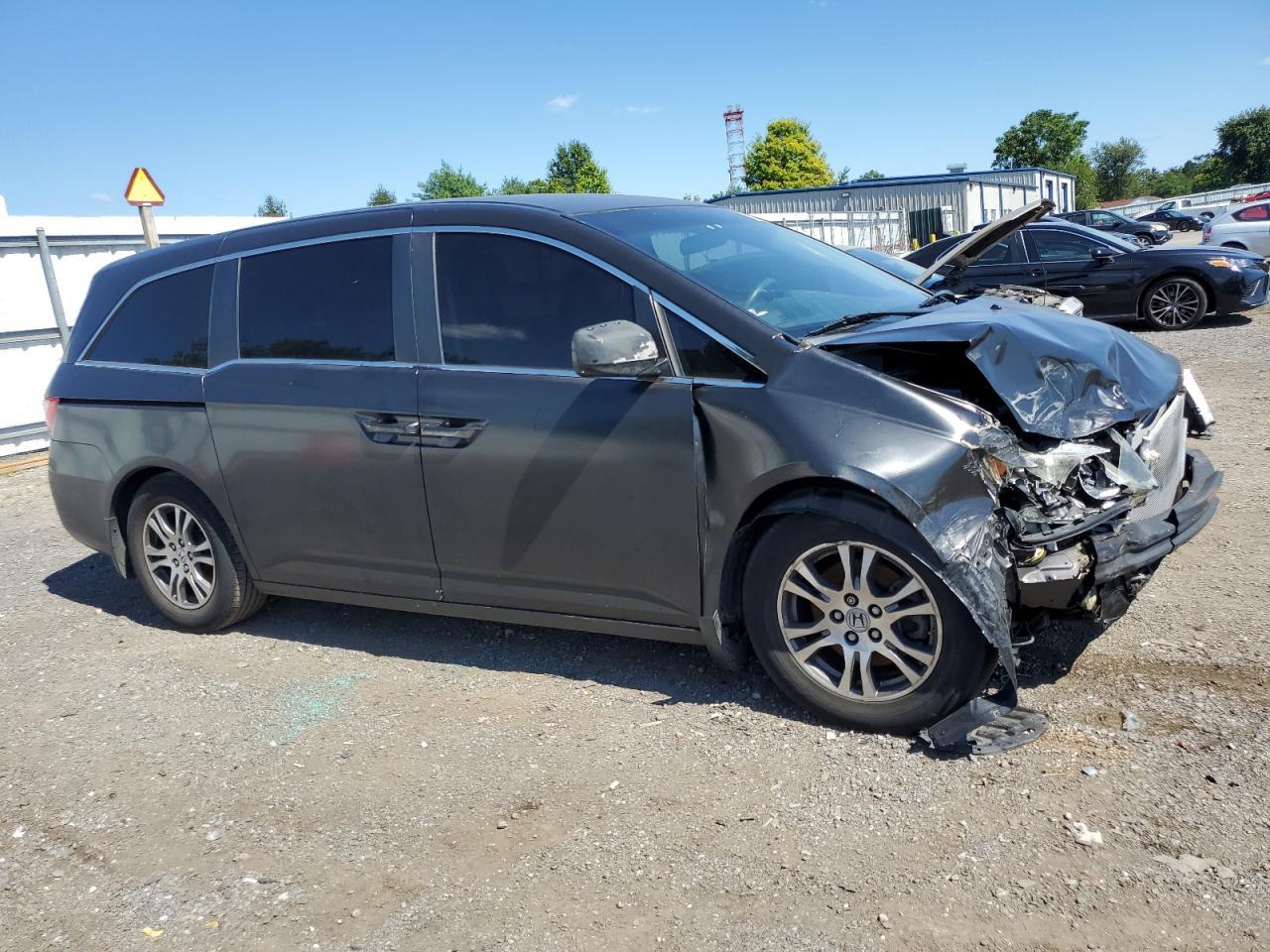 2013 Honda Odyssey Ex - Image 4