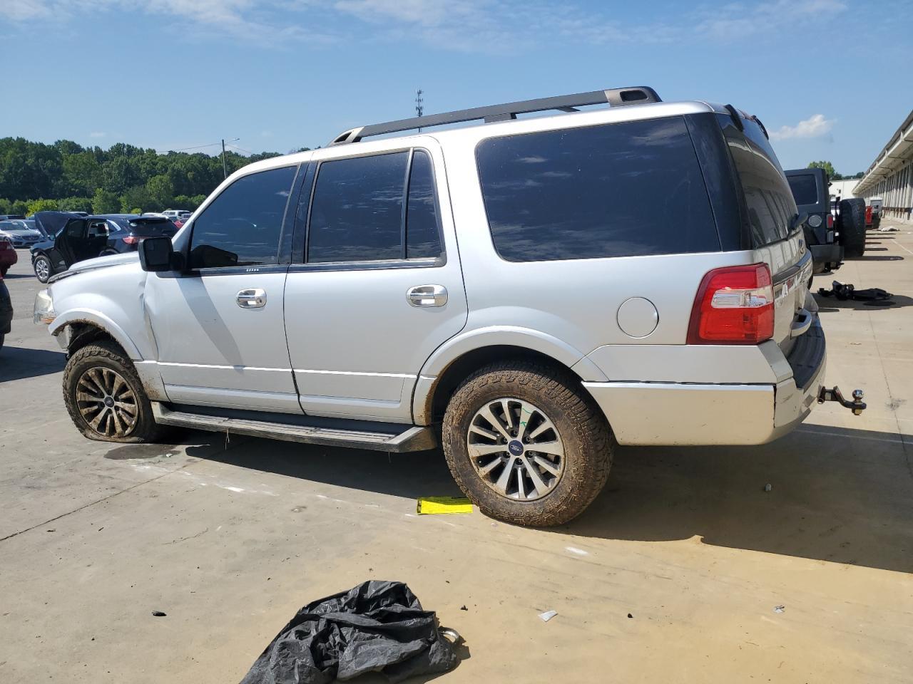 2017 Ford Expedition Xlt - Фото 2