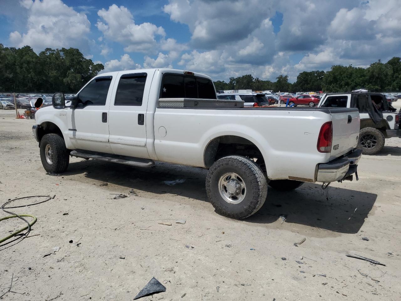 2002 Ford F250 Super Duty - Image 2