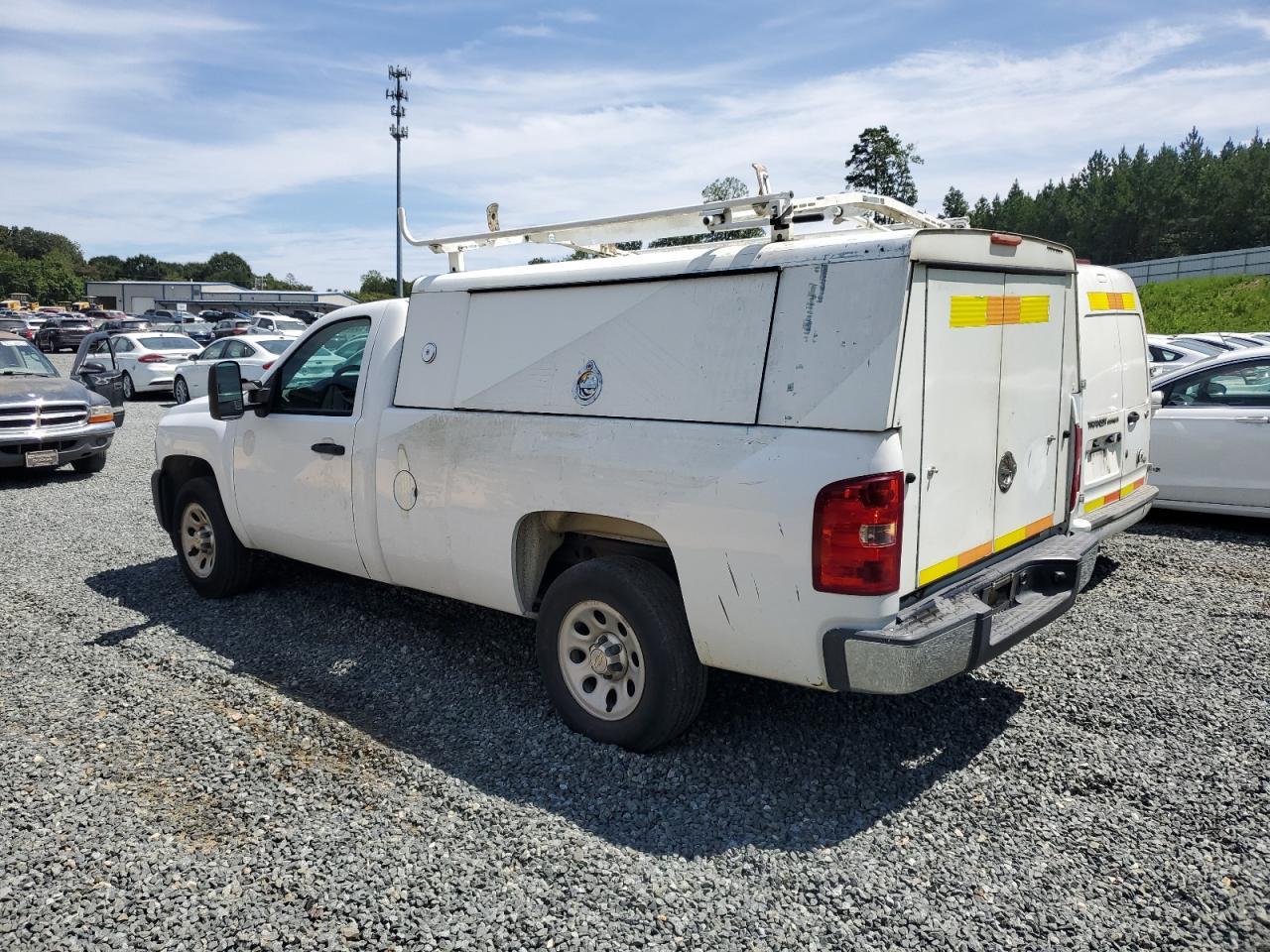 2012 Chevrolet Silverado C1500 - Фото 2