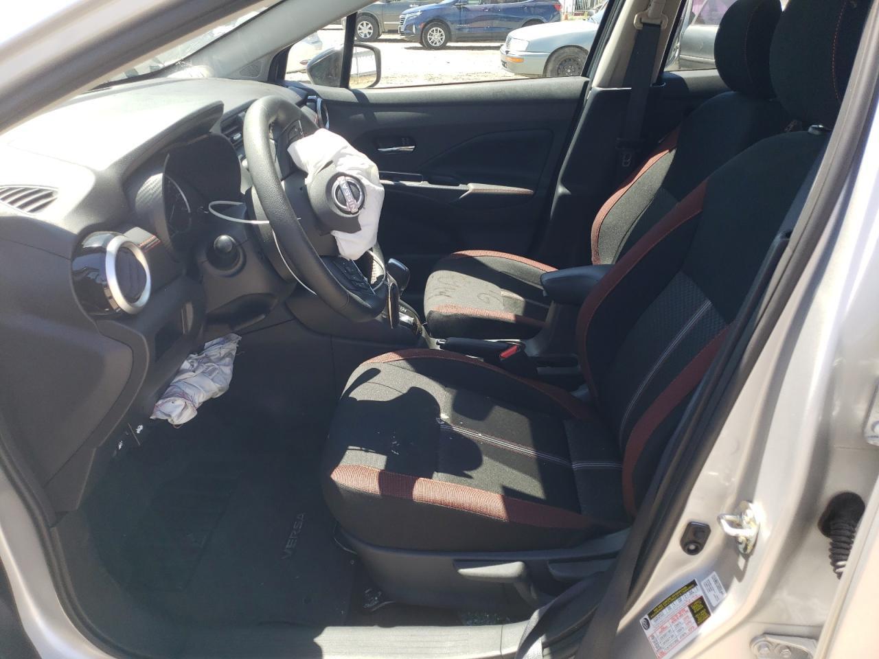 2025 Nissan Versa Sr - Image 7