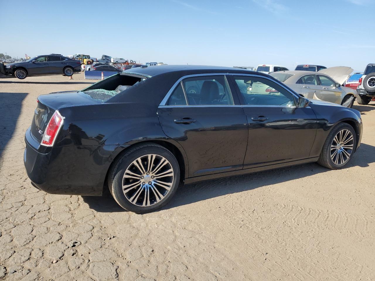 2013 Chrysler 300 S - Image 3